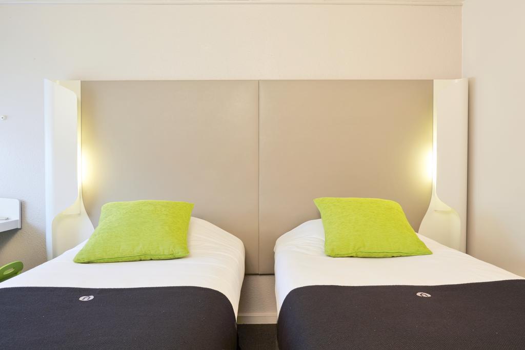 ก็องปานีล ตูร์ นอร์ด - โฟรุม เมอลี Hotel ภายนอก รูปภาพ
